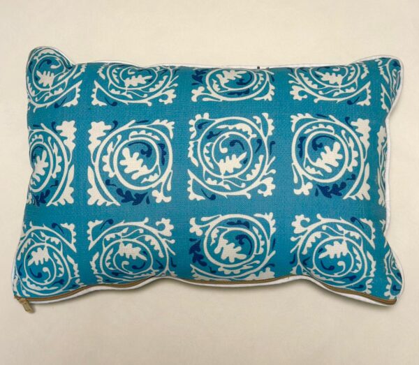 Petals Blue:cushion - Image 3