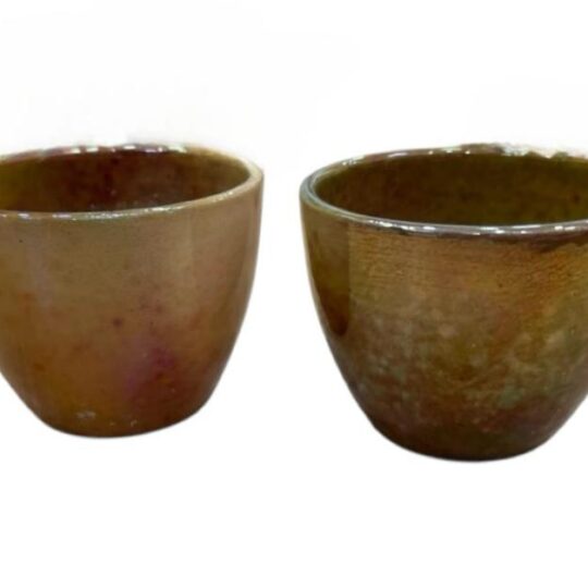 2 Brown M Cups
