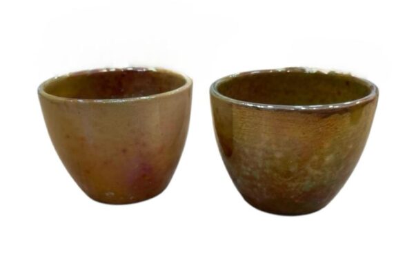2 Brown M Cups